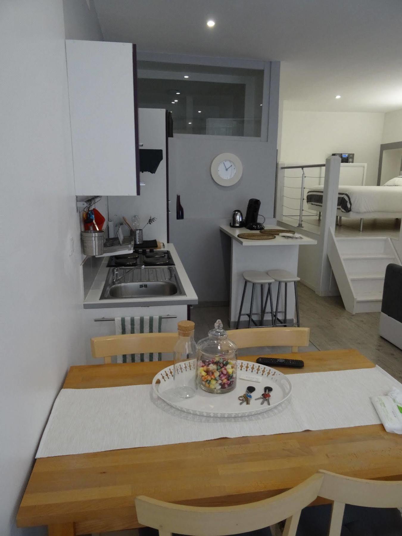 Appartement Unsejouranantes- Loft Cassard Extérieur photo