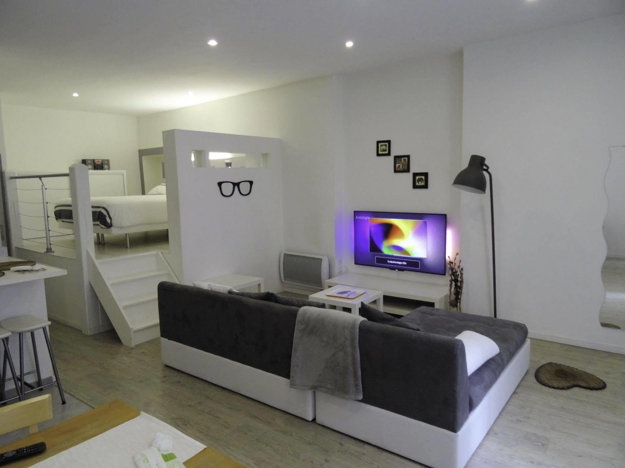 Appartement Unsejouranantes- Loft Cassard Extérieur photo
