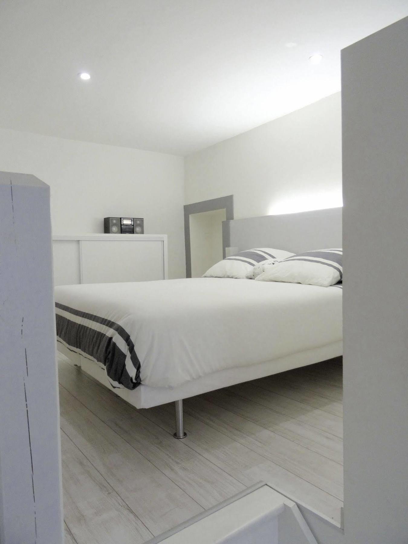 Appartement Unsejouranantes- Loft Cassard Extérieur photo